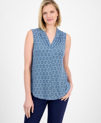 JM Collection - Women's Greta Geometric-Print V-Neck Top