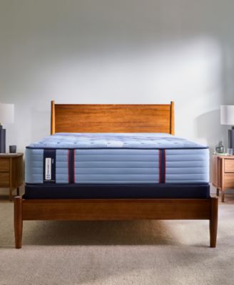 Sealy - Posturepedic West Hill 14" Soft Tight Top Mattress Set - Full